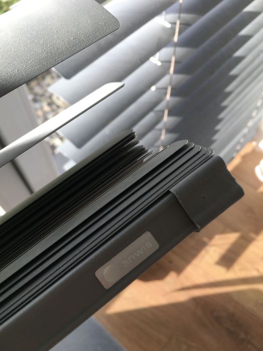 Żaluzje na wymiar, metalowe Anvis