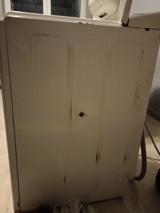 Sprzedam używaną pralkę ładowaną od góry Whirlpool