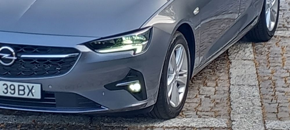 Opel insignia Sports Tourer 1.5 D. Business Edition
