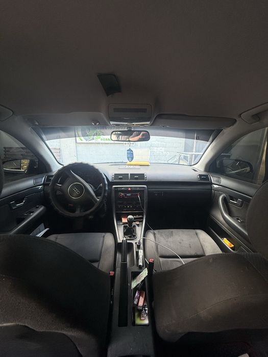 Audi A4 B6 1.6 бензин