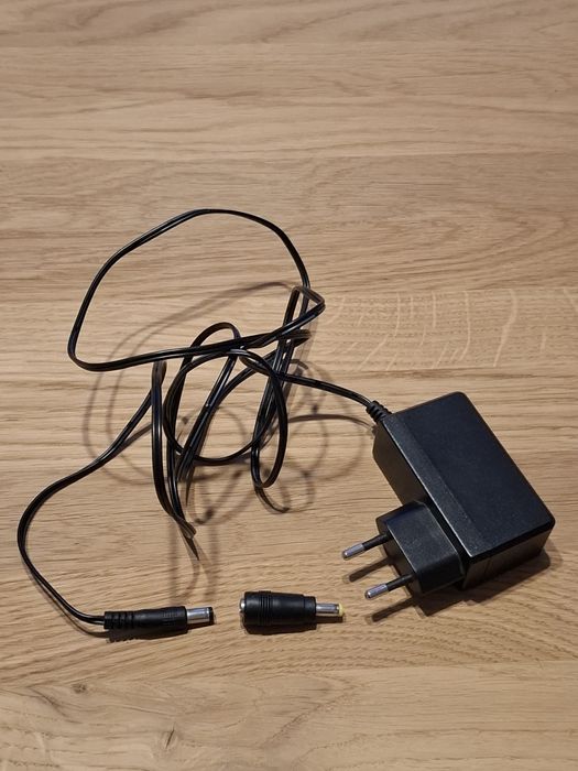 Ładowarka 12v 500mA