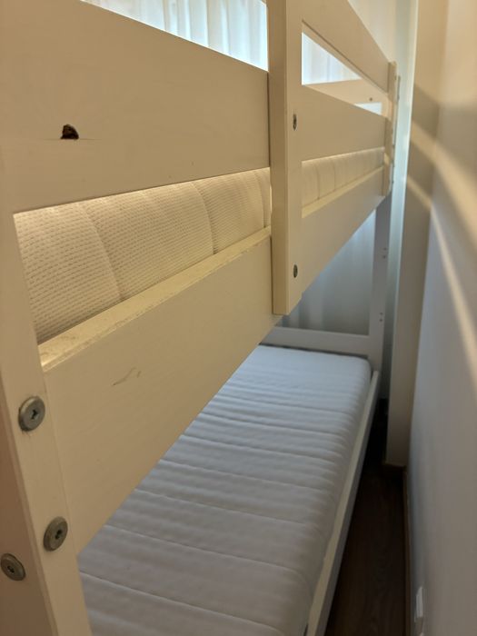 Estrutura beliche branco MYDAL - Ikea + Colchões