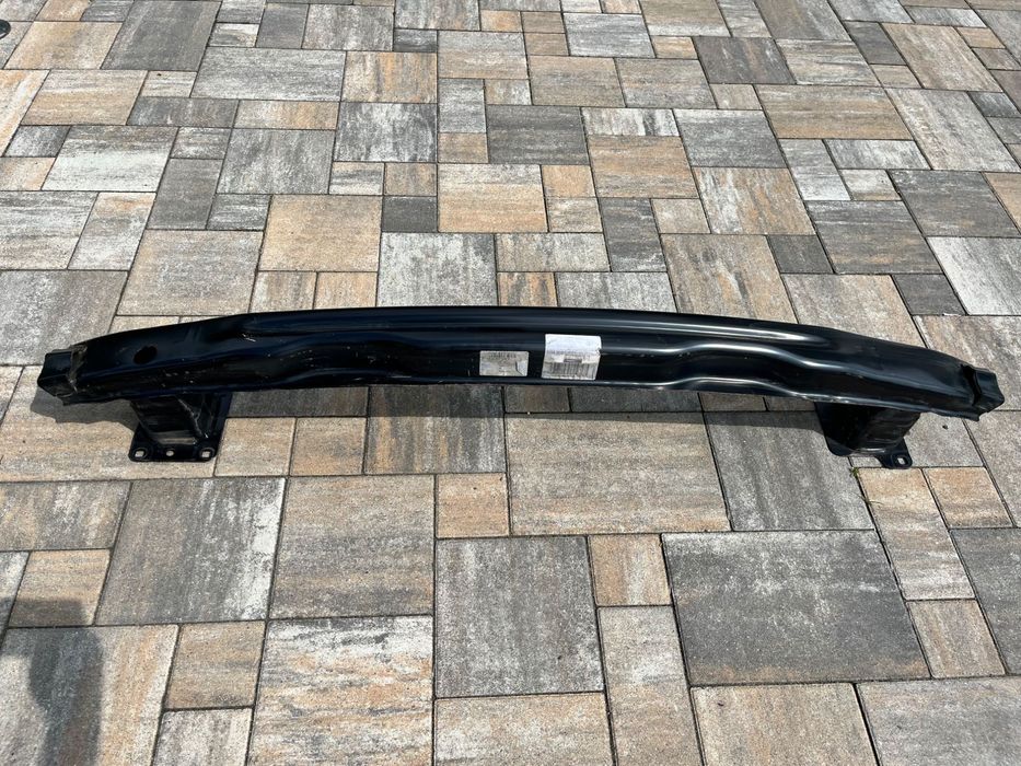 Belka zderzaka tył Audi Q3 8U