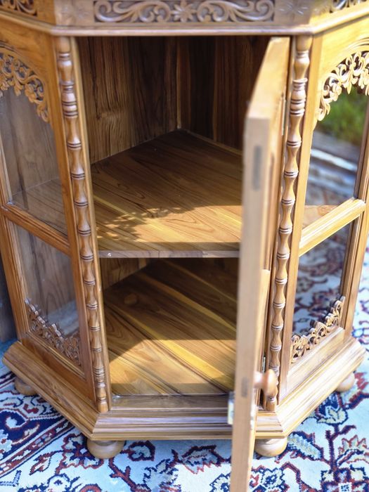 Niska komódka witryna narożna indyjska akacja #1804 Stylowy Węgrów