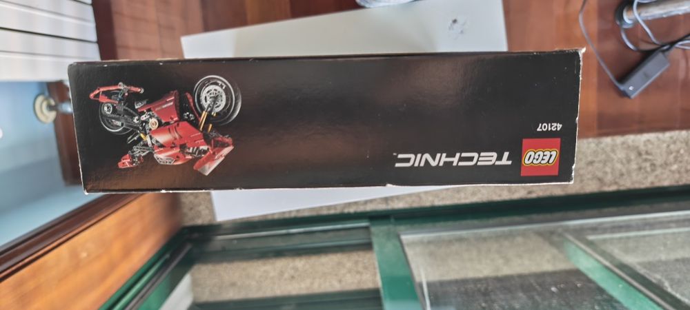 Lego Mota Ducati  42107