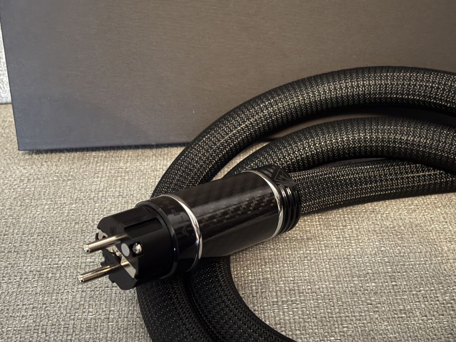 Shunyata Alpha V2 XC 1.75 m kabel zasilający hi-end Shunyata Research