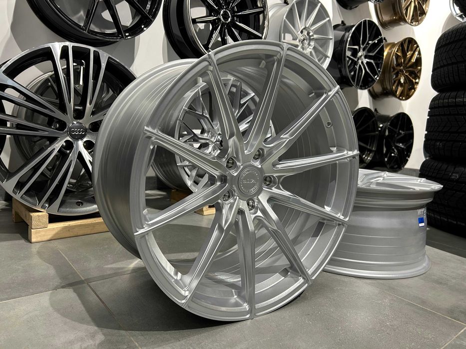 Oryginalne felgi YOTA YP4 20 5x112 9" ET25 + 10" ET35 BMW G30 G31