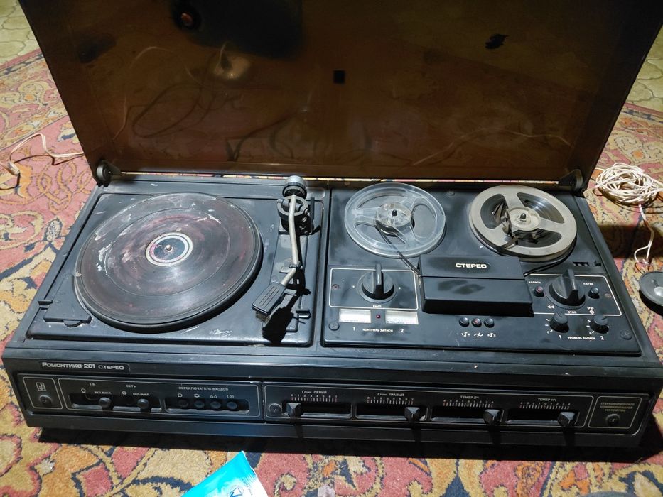 Романтика 201 стерео проигрыватель