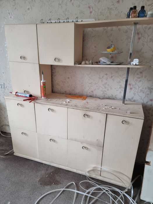 Отдам бесплатно шкафчики для хранения