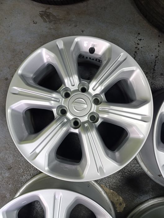 Диски  р16 6 114.3 Nissan