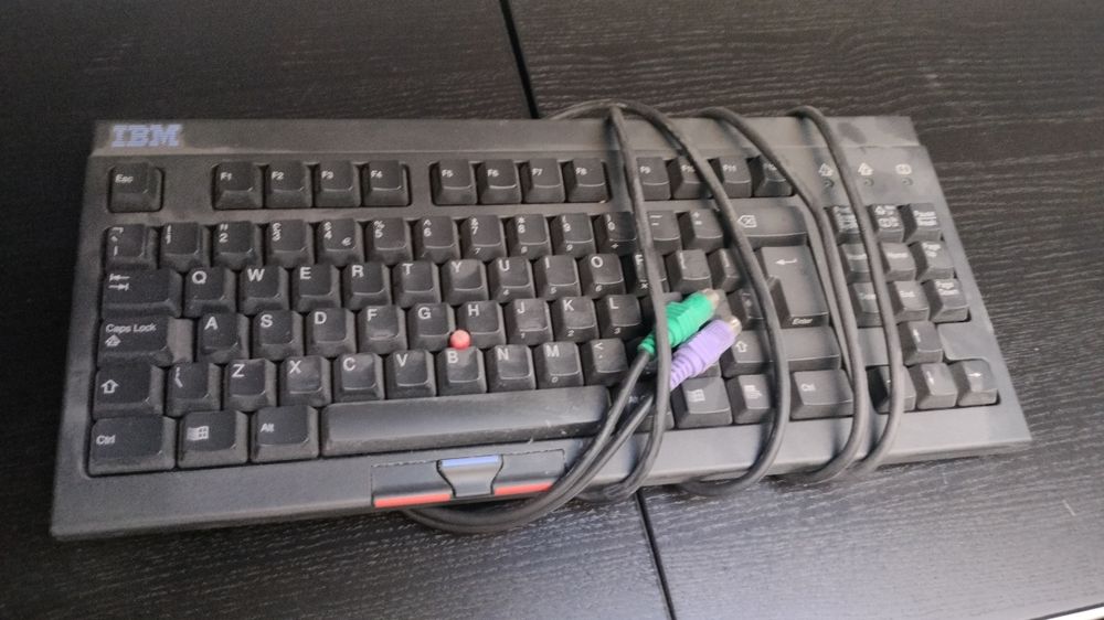 Klawiatura sprawna stara IBM