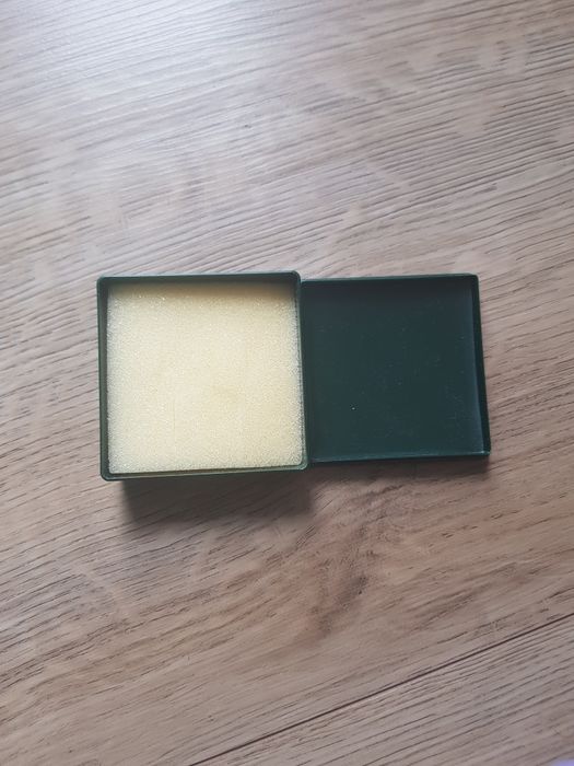 Plastikowe pudełko na biżuterię Apart