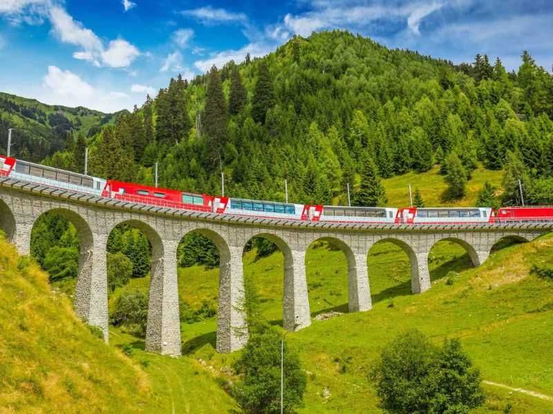 Austria, Szwajcaria – 8 dni + pociąg Bernina Express / 2026 r.