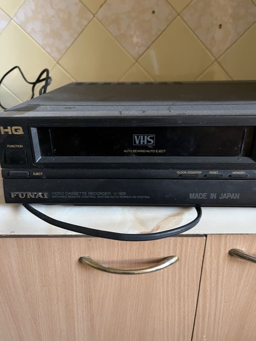 Продам касетний програвач