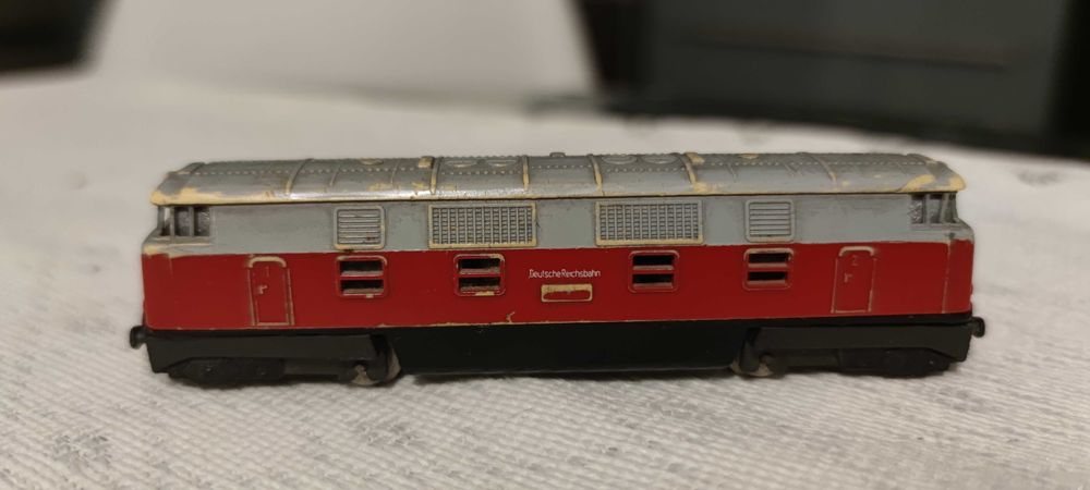 PIKO N  - Lokomotywa Diesel V180 DR