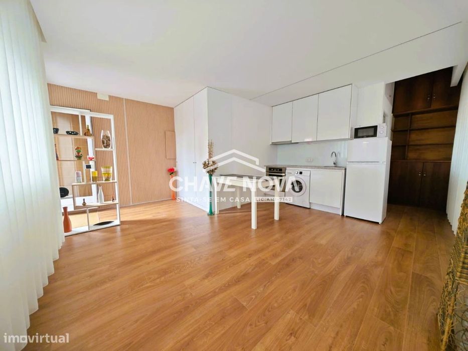 Apartamento T0 em Vila Nova de Gaia, Pedroso - Ref. GRJ/00173/RS