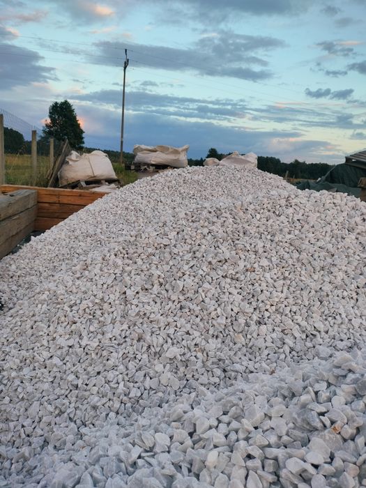 Kamień ozdobny ,granit dalmatyńczy, biała Marianna , kora kamienna