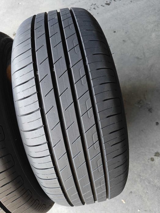 2шт r17 215-55 98W GoodYear EfficientGrip Performance шини літні