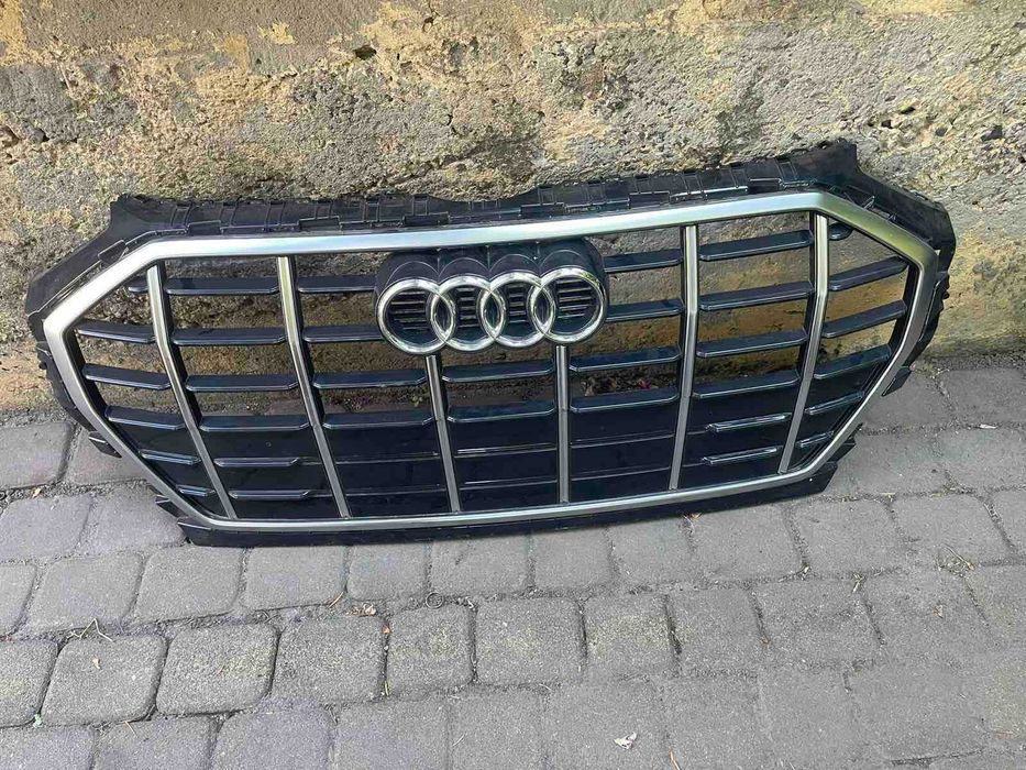Решітка радіатора Audi Q5 80A 20-