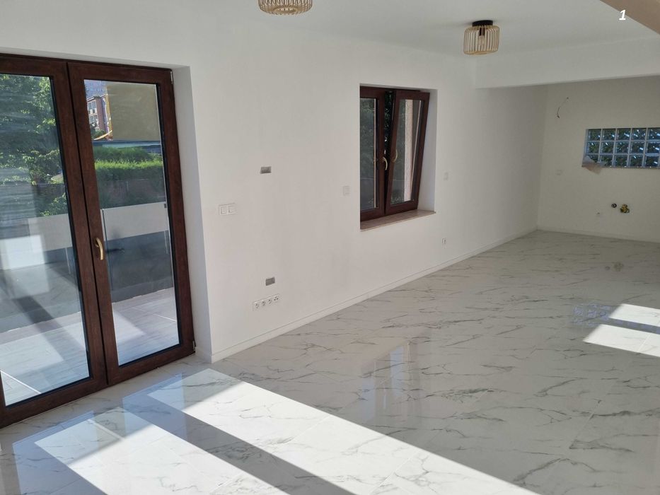 Wynajmę pod lokal usługowy/mieszkanie 50m2