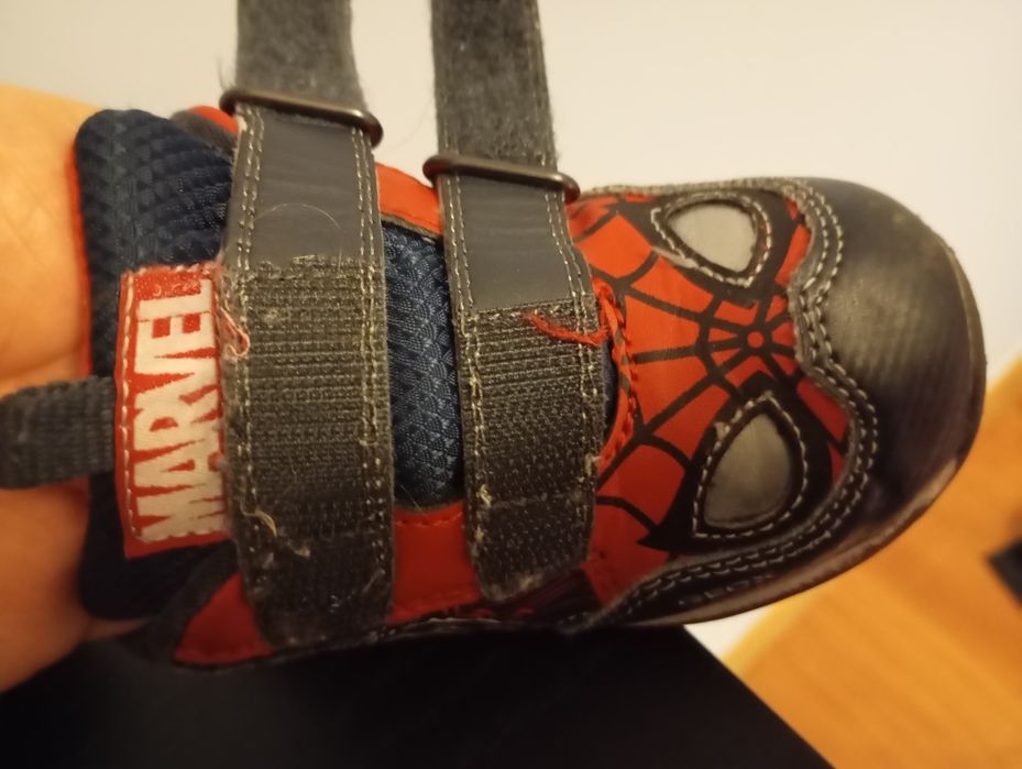 Sapatilhas Geox de velcro