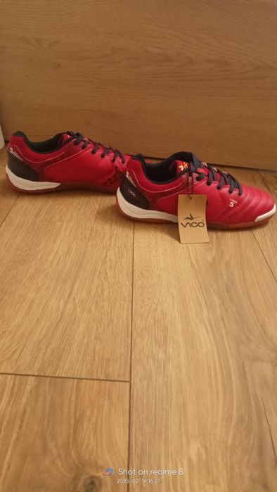 Buty halówki do piłki nożnej