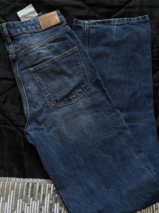 Новенькі джинси Zara