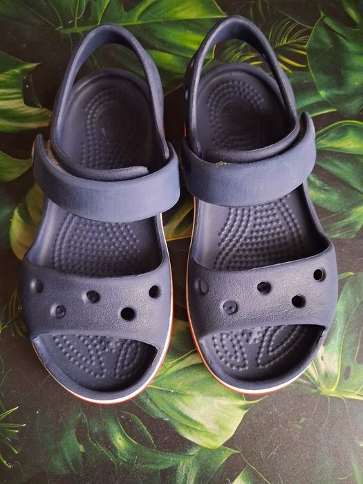 Sandałki crocs C8 -24-15 stan super!