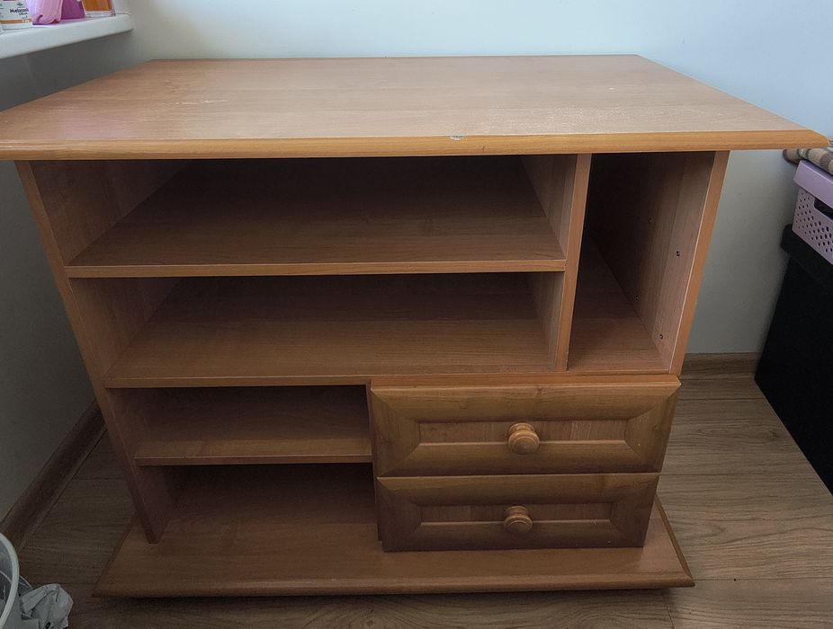 Komoda pod TV oddam za darmo