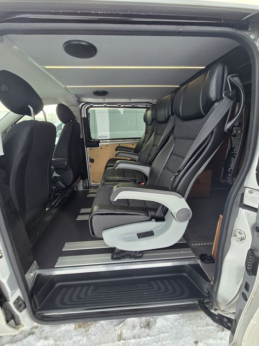 Zabudowa busa VIP dodatkowe fotele homologacja Klimatyzacja szyby