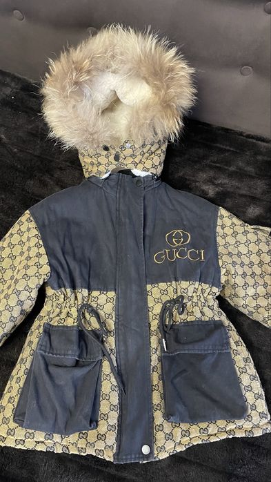 Парка для дівчинки