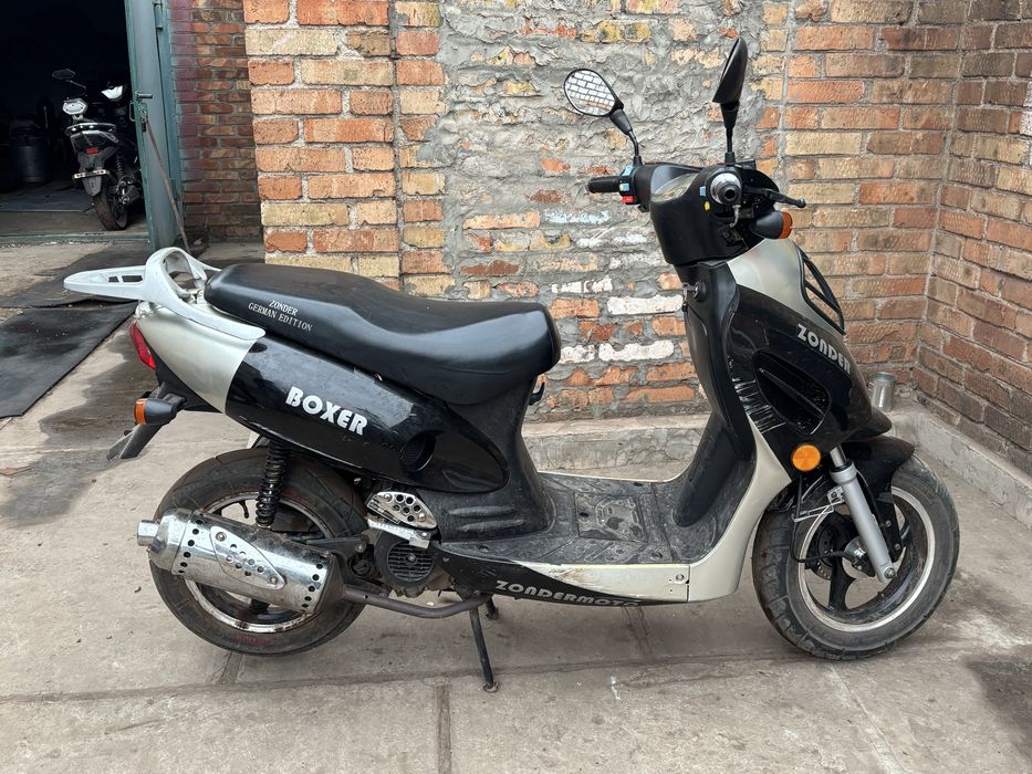 Скутер Zonder zy50qt-F1. торг на месте