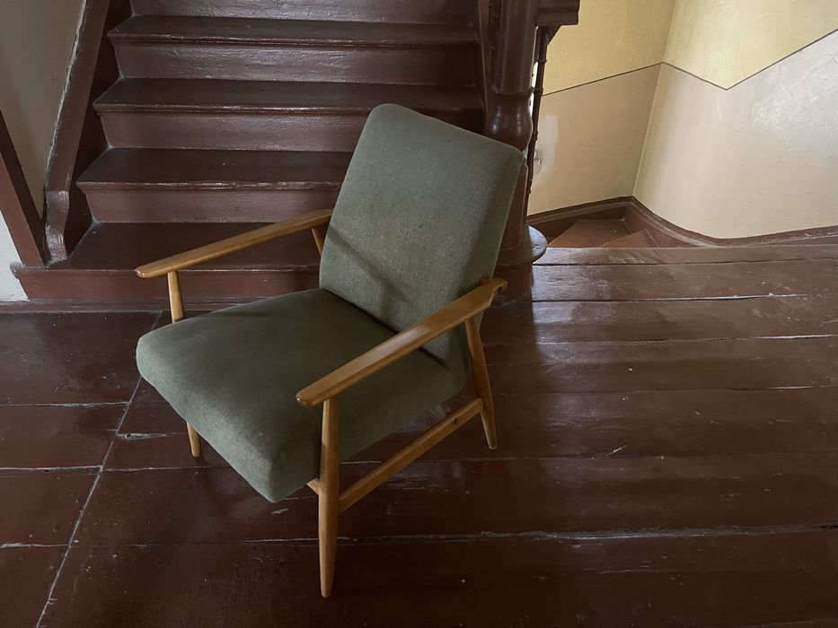 Fotel PRL “Lisek” po renowacji- 4 sztuki