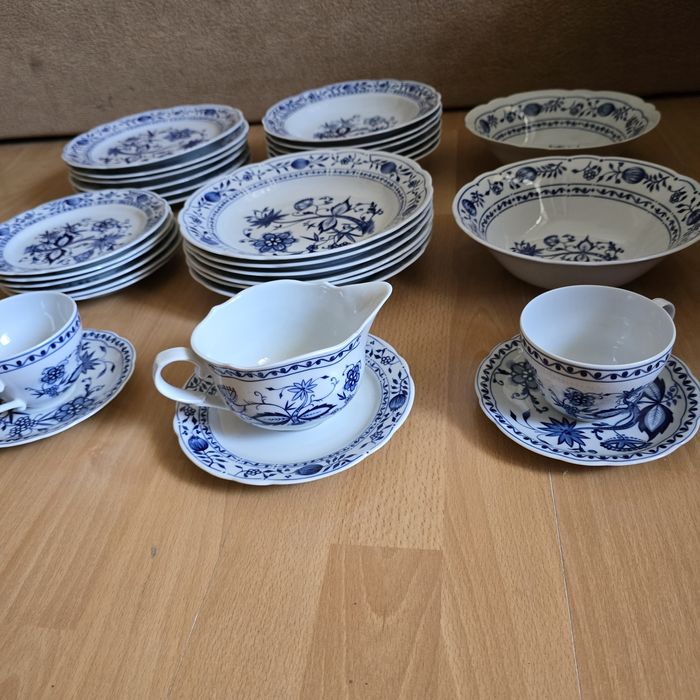 Синий лук, тарелки, спецовницы, блюда, Kahla