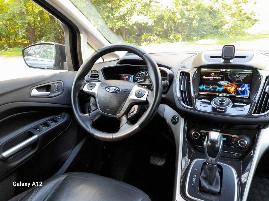 Ford C-max 2015.Hybrid автомат 5л/100км по місту.188кс SEL-макс.компл.