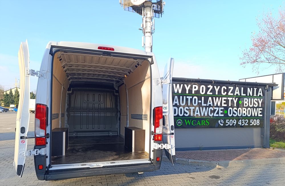 wynajem samochodu dostawczego wypożyczalnia samochodów bus L2H2 L3H2 L4H2