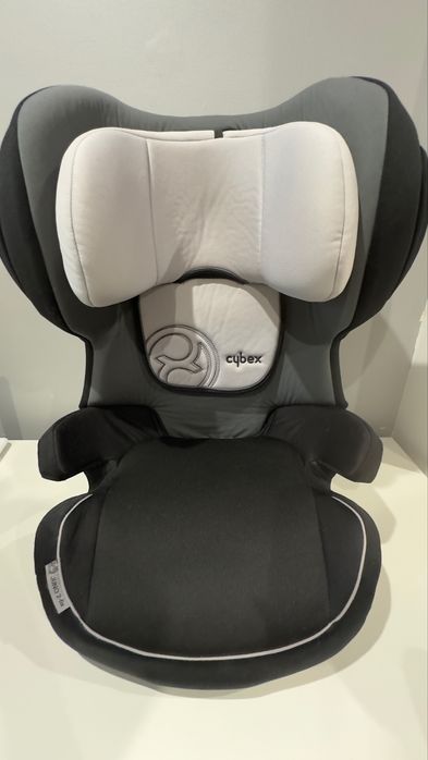 Продається автокрісло Cybex Juno 2-Fix