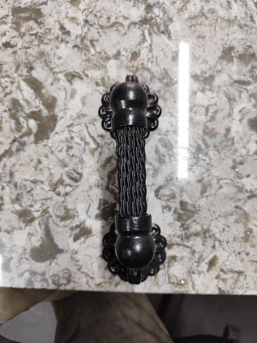 Кованая ручка новая