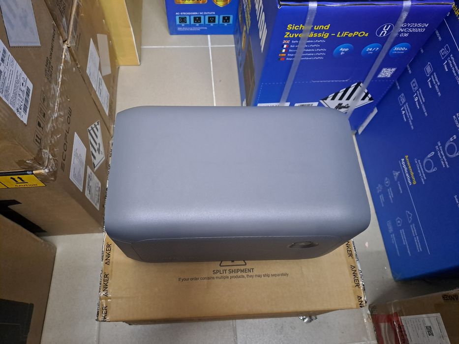 Батареї Anker Solix BP1000 нові