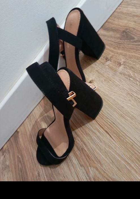 Buty kazar sandały klocki