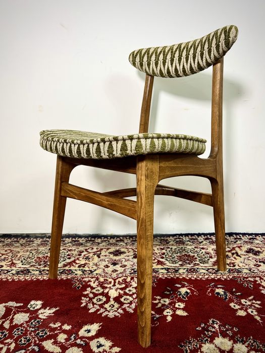 Krzesło PRL R T Hałas 200-190 grzybek z kpl. Violetta vintage buk mat