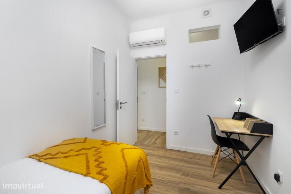 Quarto - localizado em Penha de França Lisbon