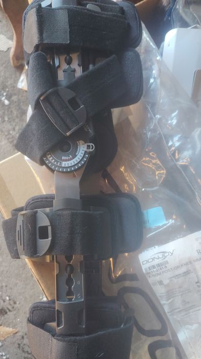 ортез колінного суглоба