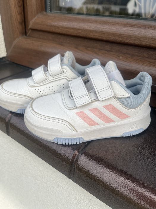 Adidas buciki rozm.24