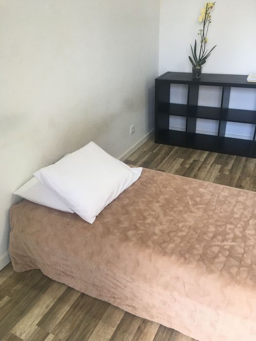 Quarto compartilhado para duas pessoas