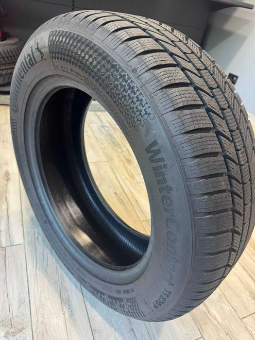 Зимові шини CONTINENTAL 235 60 R18