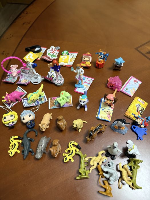 Фігурки кіндер (різні серії)