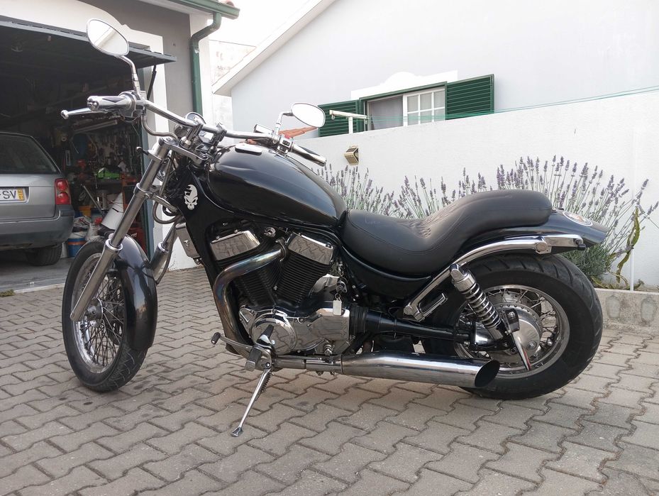 Suzuki Intruder 1400, vendo ou troco