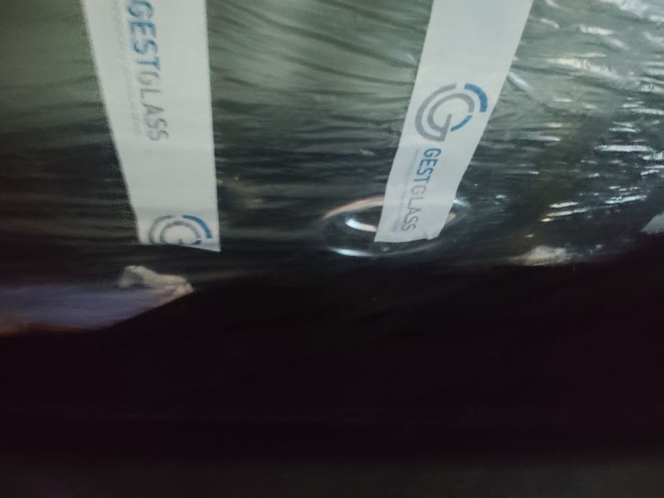 Óculo traseiro Toyota Aigo e para brisas Toyota CRV