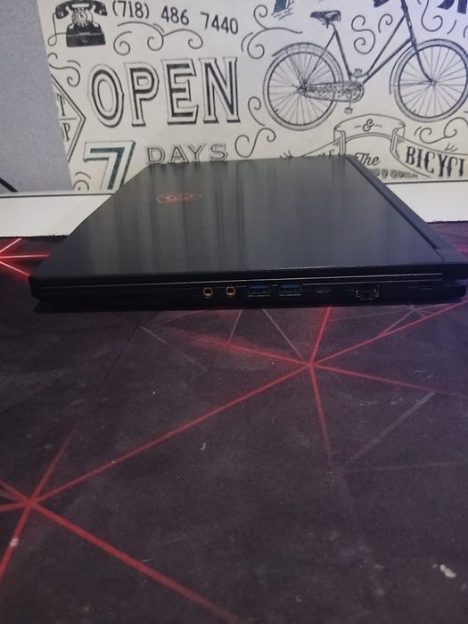 Laptop gamingowy MSI GF63 Thin 11UC.